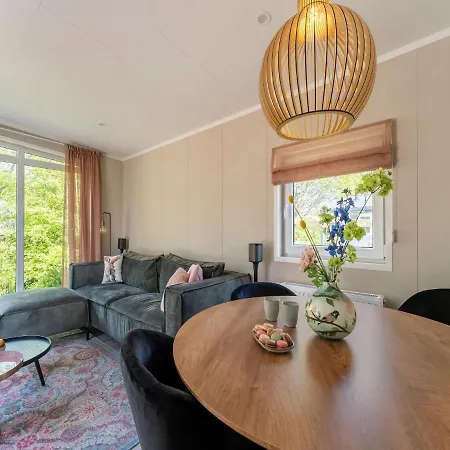 Holiday home Luxury Near Ouddorp With Garden Goedereede