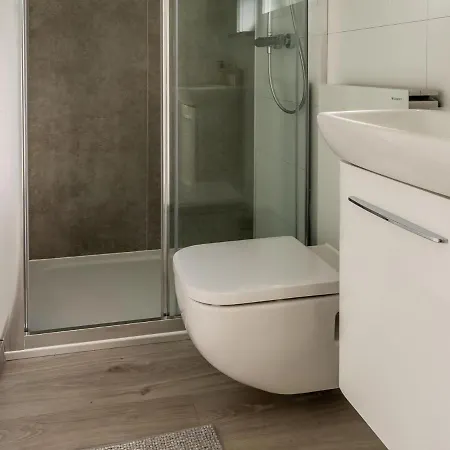 Luxury Near Ouddorp With Garden Goedereede