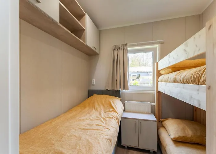 Holiday home Luxury Near Ouddorp With Garden *